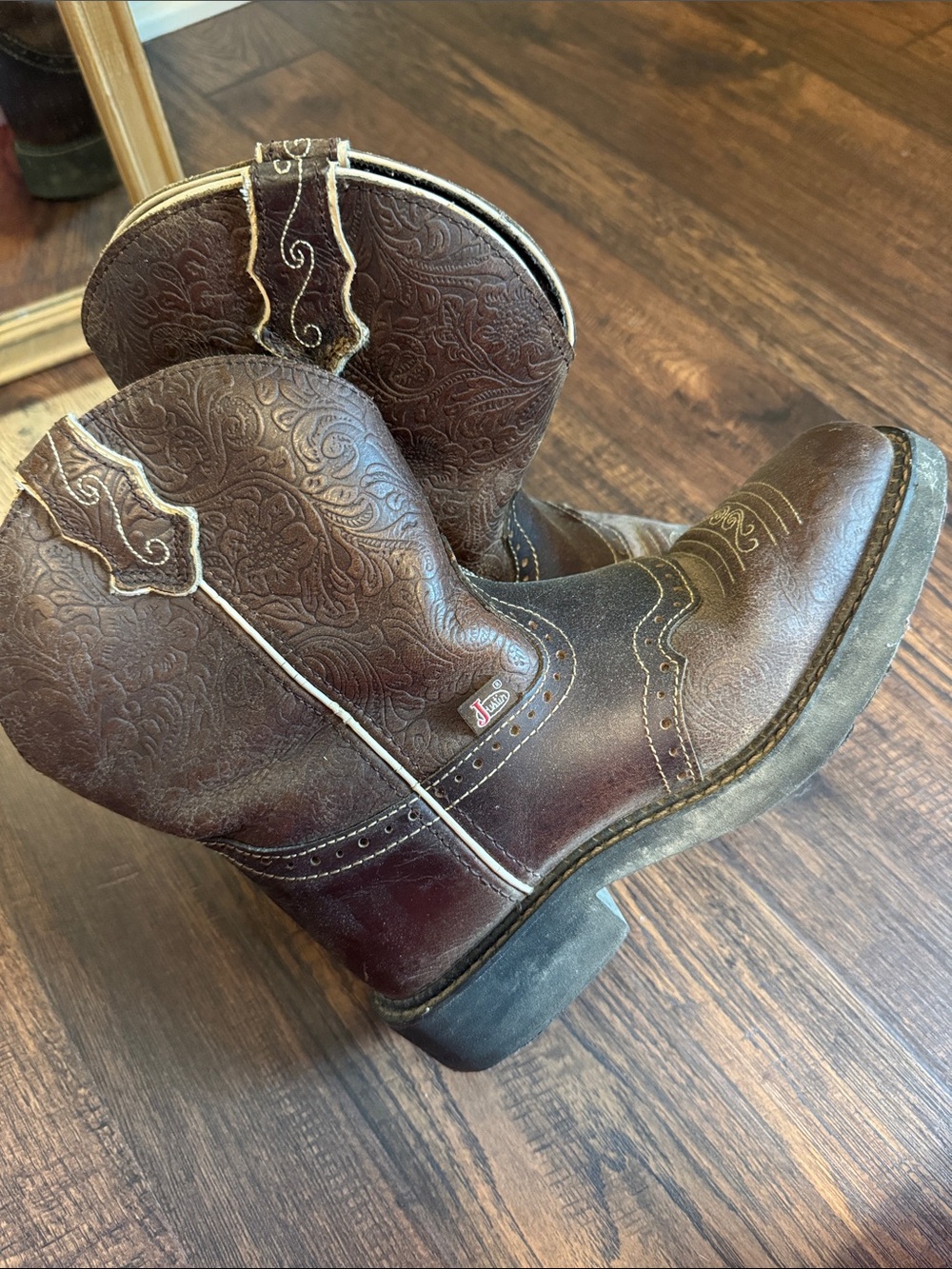 Justin Cowgirl Boots
